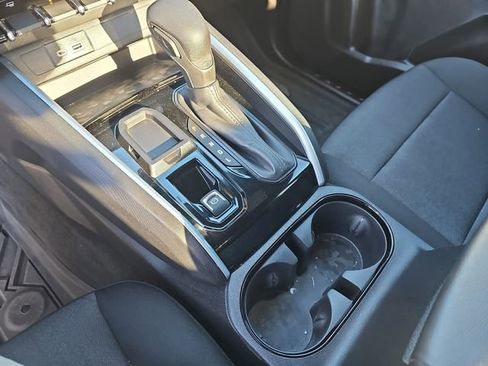 Used 2024 Chevrolet Colorado W/T image 23