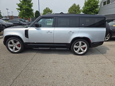 Certified 2024 Land Rover Defender 130 X AWD/4WD image 8