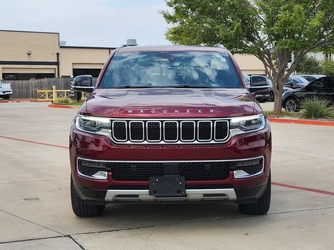 Used 2024 Jeep Wagoneer Series II w/ Flexible Seating Group AWD/4WD image 11