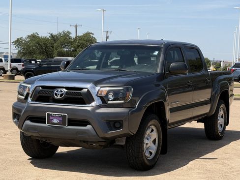 Used 2012 Toyota Tacoma PreRunner w/ SR5 Pkg RWD image 8