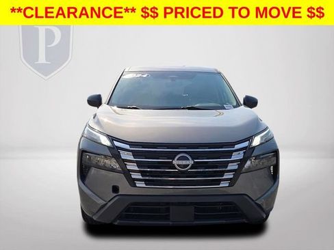 Used 2024 Nissan Rogue S FWD image 13