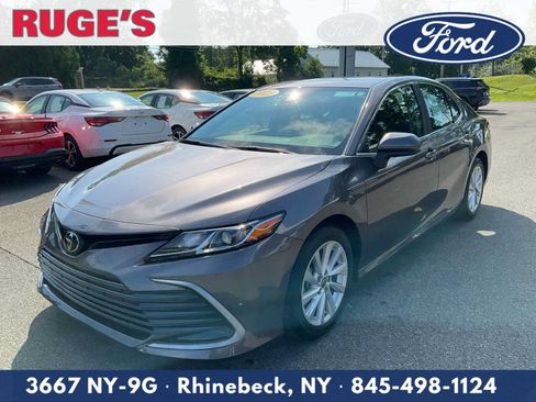 Used 2023 Toyota Camry LE FWD image 8