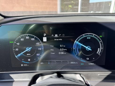 Used 2023 Kia Sportage SX Prestige image 18