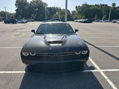 Used 2022 Dodge Challenger R/T w/ Performance Handling Group RWD image 16