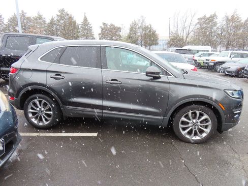 Used 2019 Lincoln MKC Select w/ Select Plus Package image 4
