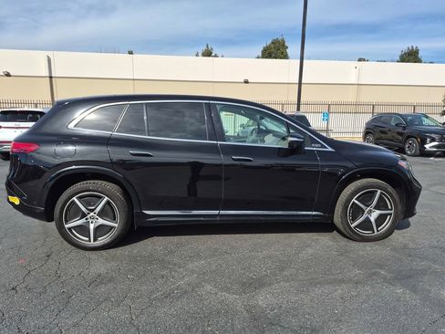 Used 2023 Mercedes-Benz EQS 580 4MATIC SUV image 8