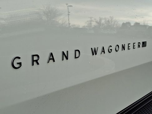 New 2026 Jeep Grand Wagoneer L 4WD image 20