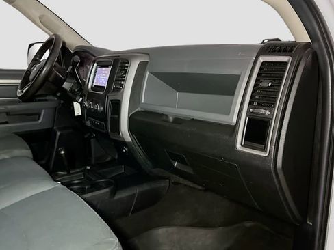 Used 2016 RAM 3500 Tradesman w/ Chrome Appearance Group image 33