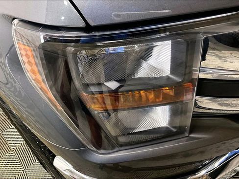 Used 2023 Ford F150 XLT AWD/4WD image 27