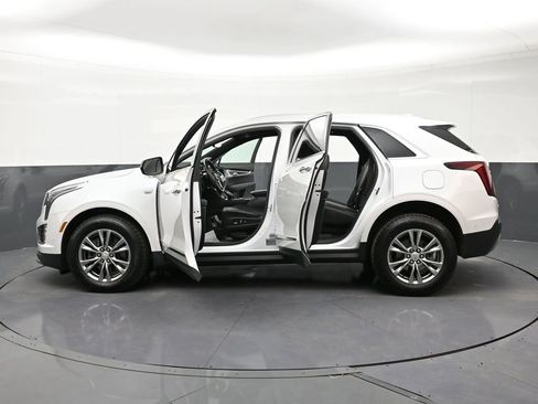 Certified 2023 Cadillac XT5 Premium Luxury w/ Technology Package AWD/4WD image 33