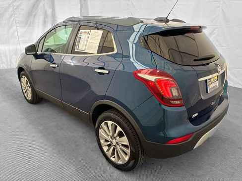 Used 2020 Buick Encore Preferred AWD/4WD image 5