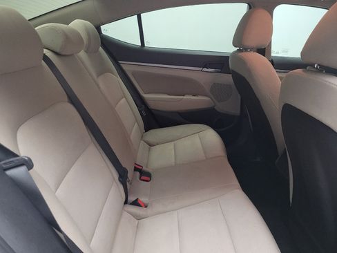 Used 2018 Hyundai Elantra SEL w/ Cargo Package image 19