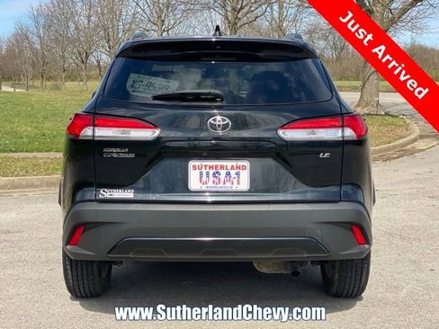 Used 2022 Toyota Corolla Cross LE image 6