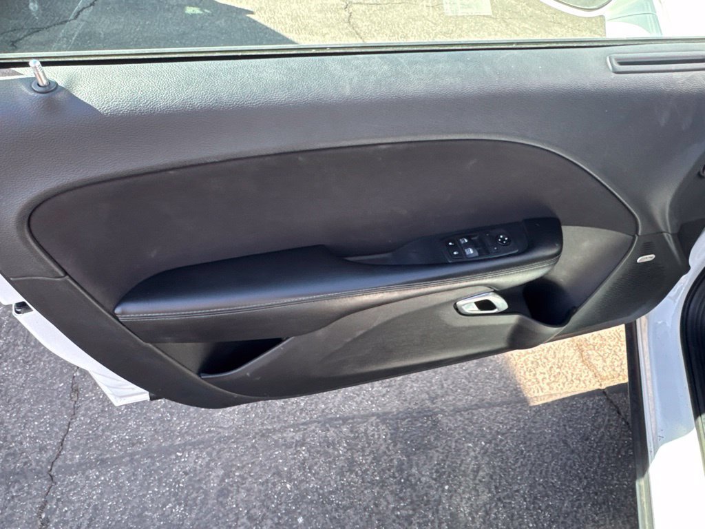 Used 2019 Dodge Challenger SXT RWD image 12