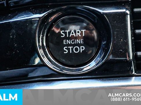 Used 2025 Nissan Pathfinder SV image 52