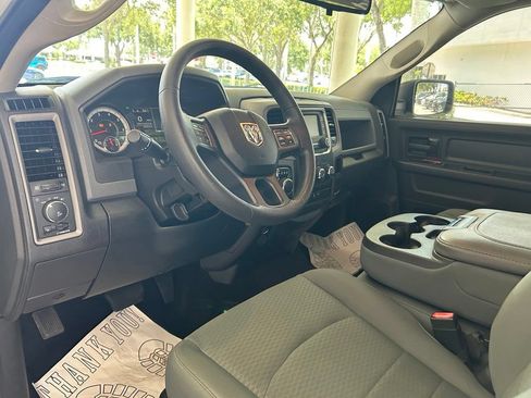Used 2016 RAM 1500 Express RWD image 7