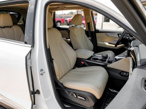 Used 2023 Acura MDX FWD image 34