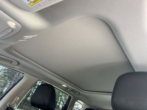 Certified 2023 Nissan Murano Platinum w/ Cargo Package image 15