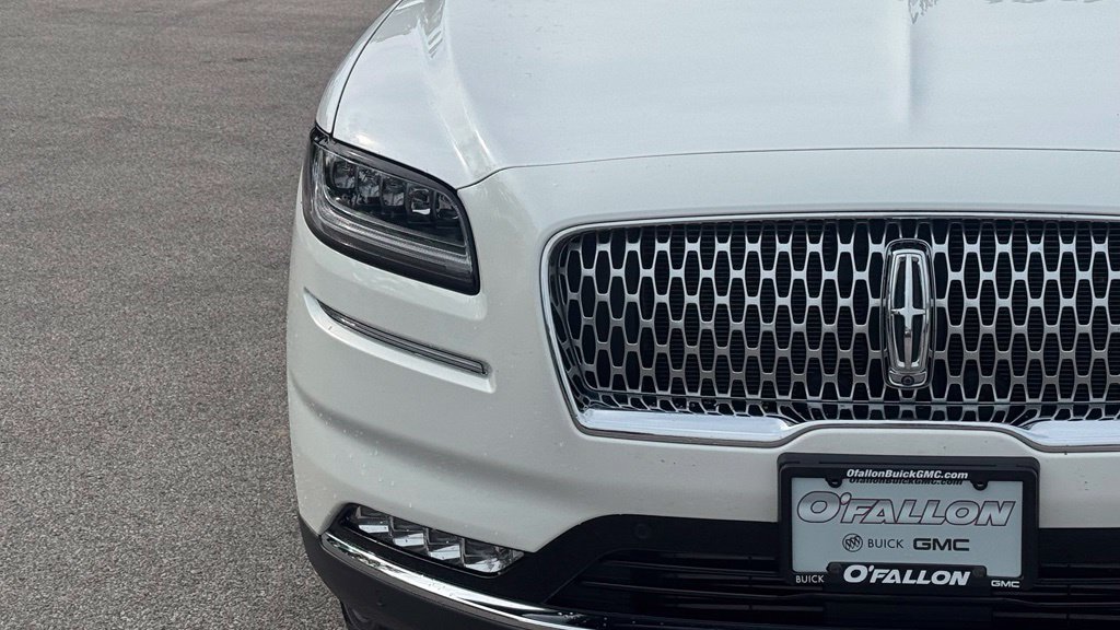Used 2022 Lincoln Nautilus Reserve w/ Equipment Group 202A AWD/4WD image 8