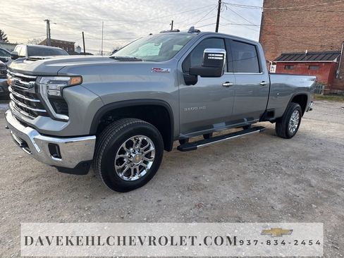Used 2024 Chevrolet Silverado 3500 LTZ w/ LTZ Plus Package image 1