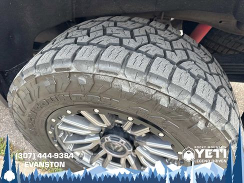 Used 2022 GMC Sierra 2500 Denali w/ Denali Ultimate Package image 24