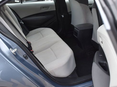 Used 2022 Toyota Corolla LE image 23