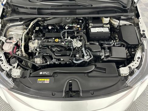 Used 2025 Toyota Corolla LE FWD image 34