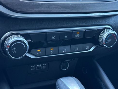 Used 2023 Nissan Altima 2.5 SV image 24