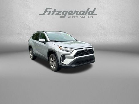 Used 2023 Toyota RAV4 XLE AWD/4WD image 1