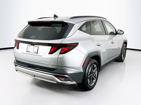 Used 2025 Hyundai Tucson SEL FWD image 9