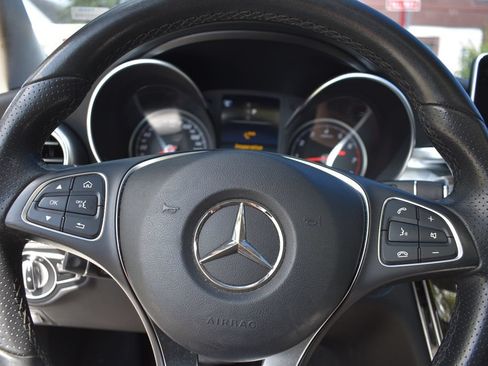 Used 2018 Mercedes-Benz C 300 4MATIC Sedan image 13