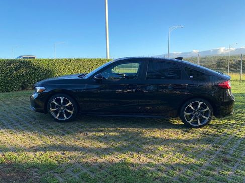 Used 2025 Honda Civic Sport Touring image 4