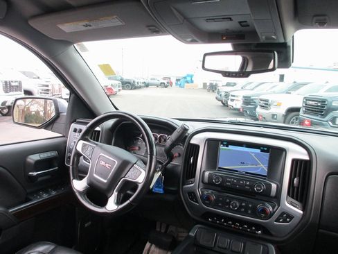 Used 2018 GMC Sierra 1500 SLT image 25