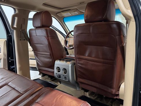 Used 2012 Ford F150 King Ranch image 17