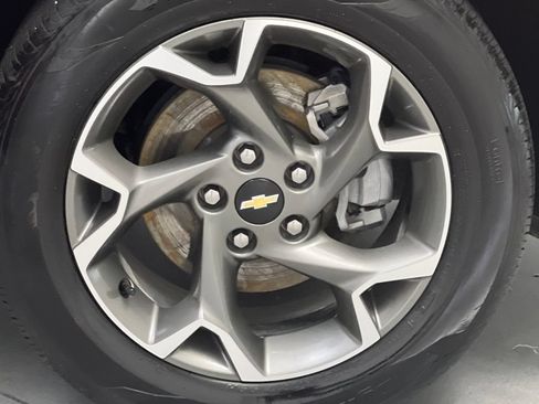 Used 2025 Chevrolet Trax LT w/ LT Convenience Package FWD image 68