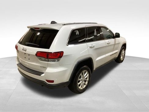 Certified 2022 Jeep Grand Cherokee Laredo E w/ Security & Convenience Group image 5