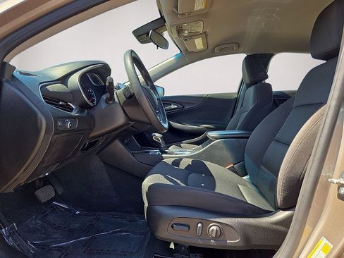 Used 2024 Chevrolet Malibu LT FWD image 22