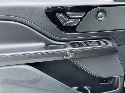 Used 2024 Lincoln Aviator Reserve w/ Equipment Group 201A image 42