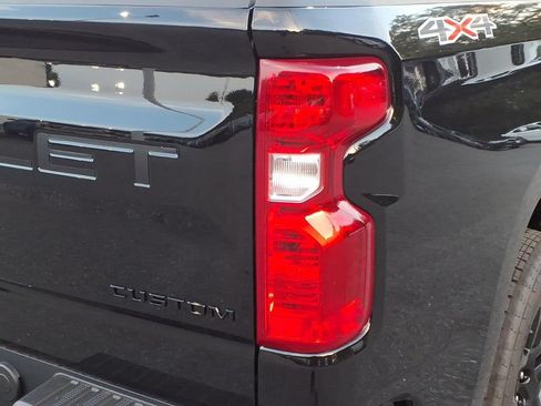 New 2026 Chevrolet Silverado 1500 Custom w/ Turbomax Blackout Package AWD/4WD image 9
