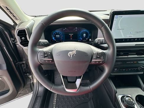 Used 2025 Ford Bronco Sport Outer Banks w/ Outer Banks Tech Package+ AWD/4WD image 11