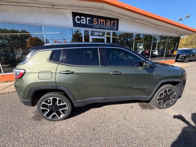 Used 2017 Jeep Compass Limited AWD/4WD image 8