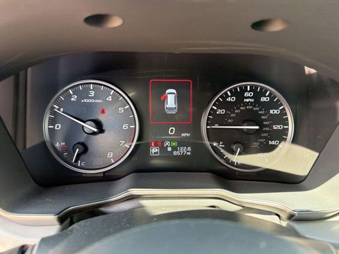 Used 2025 Subaru Outback Limited w/ Popular Package #2 AWD/4WD image 20