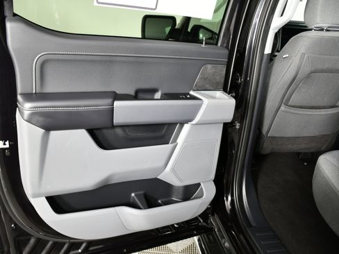 Used 2025 Ford F150 XLT w/ Equipment Group 301A Standard image 48