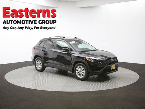 Used 2022 Toyota Corolla Cross LE image 45