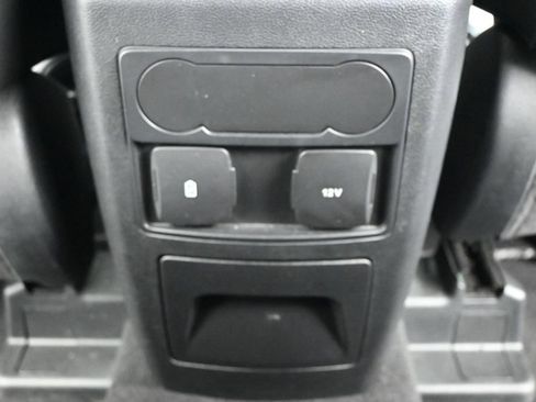 Certified 2023 Ford Explorer XLT w/ Equipment Group 202A RWD image 21