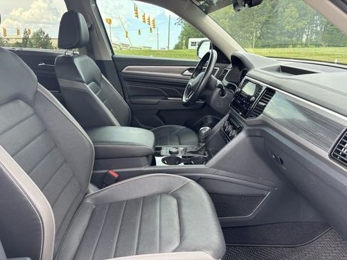 Used 2021 Volkswagen Atlas SEL Premium AWD/4WD image 36