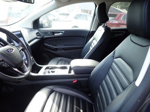 Certified 2022 Ford Edge SEL w/ Convenience Package image 16