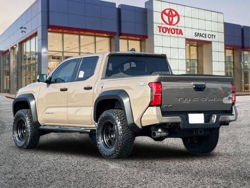 New 2026 Toyota Tacoma TRD Off-Road AWD/4WD image 4