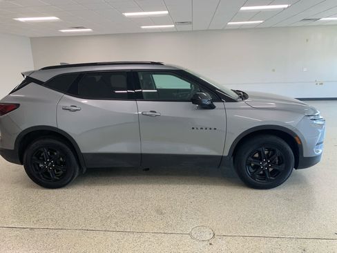 Used 2024 Chevrolet Blazer LT w/ Convenience Package image 6