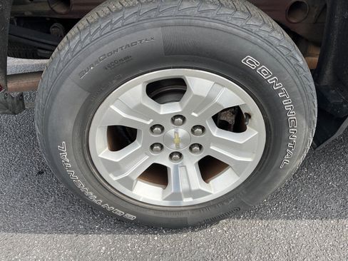 Used 2017 Chevrolet Silverado 1500 LT w/ All Star Edition image 12